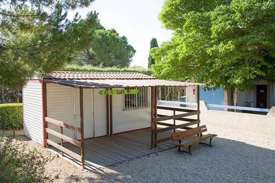 Camping Les Amandiers - Maeva Otel Gallargues-le-Montueux Dış mekan fotoğraf
